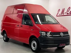 Rot Gebraucht 2016 VW T6 Van | 11.990 € (Guter Preis)