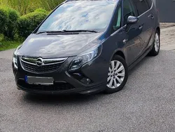 Grau Gebraucht 2013 Opel Zafira Tourer Innovation Van / Kleinbus | 7.990 € (Fairer Preis)