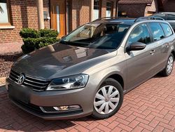Braun Gebraucht 2011 VW Passat Limousine | 7.999 € (Etwas zu teuer)
