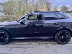 Grau Neu 2025 Mercedes GLC220 AMG SUV | 58.500 € (Fairer Preis)