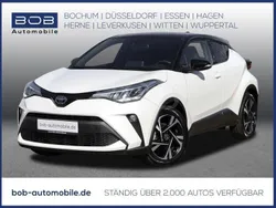 Platinumweiß (weiß) Gebraucht 2023 Toyota C-HR Team SUV | 27.888 €