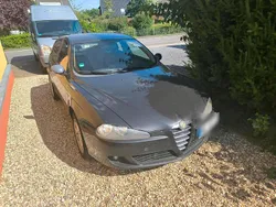 Schwarz Gebraucht 2006 Alfa Romeo 147 Kleinwagen | 1.200 € (Fairer Preis)