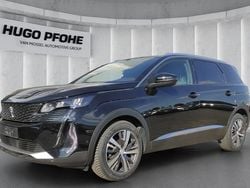 Schwarz Gebraucht 2023 Peugeot 5008 Allure Van / Kleinbus | 24.550 € (Guter Preis)