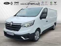 Weiß Gebraucht 2022 Renault Trafic Komfort Van | 23.997 €