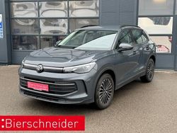 Grau Gebraucht 2024 VW Tiguan Life SUV | 32.950 € (Fairer Preis)