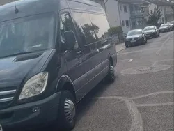 Schwarz Gebraucht 2009 Mercedes Sprinter Van | 15.200 €