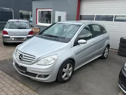 Silber Gebraucht 2007 Mercedes B180 Van / Kleinbus | 4.900 € (Fairer Preis)