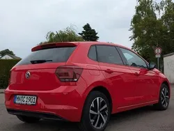 Rot Gebraucht 2017 VW Polo Beats Kleinwagen | 13.899 € (Etwas zu teuer)