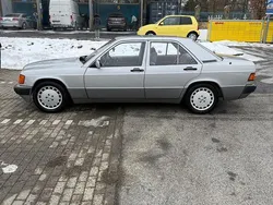 Silber Gebraucht 1990 Mercedes 190 Limousine | 9.200 €
