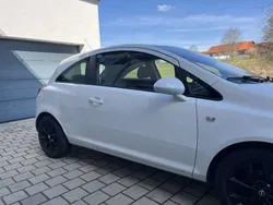 Weiß Gebraucht 2009 Opel Corsa Kleinwagen | 2.999 € (Fairer Preis)