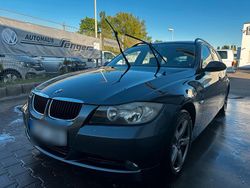 Grau Gebraucht 2006 BMW 320 Kombi | 2.800 € (Etwas zu teuer)