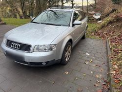 Silber Gebraucht 2002 Audi A4 Kombi | 800 € (Superpreis)