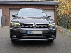 Grau Gebraucht 2019 VW Tiguan R-line SUV | 25.999 € (Superpreis)