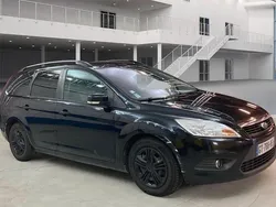 Schwarz Gebraucht 2010 Ford Focus Style Limousine | 1.400 € (Fairer Preis)