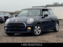 Blau Gebraucht 2017 Mini Cooper D Kleinwagen | 4.999 €