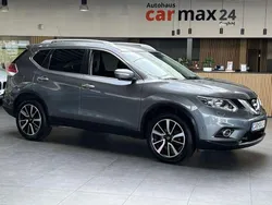 Grau Gebraucht 2016 Nissan X-Trail 360º SUV | 12.740 € (Fairer Preis)