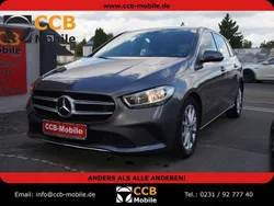 Grau Gebraucht 2019 Mercedes B180 Van / Kleinbus | 20.900 € (Fairer Preis)