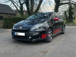 Schwarz Gebraucht 2010 Abarth Punto Evo Kleinwagen | 9.000 €