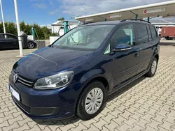 Blau Gebraucht 2010 VW Touran Van / Kleinbus | 5.400 € (Guter Preis)