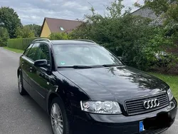 Schwarz Gebraucht 2004 Audi A4 Kombi | 3.999 € (Teuer)