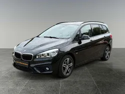 Black sapphire metallic Gebraucht 2018 BMW 218 Van / Kleinbus | 17.490 € (Fairer Preis)