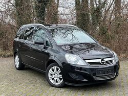 Schwarz Gebraucht 2011 Opel Zafira Van / Kleinbus | 4.990 € (Fairer Preis)