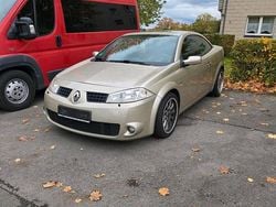 Gold Gebraucht 2004 Renault Mégane II Cabrio | 1.650 € (Fairer Preis)