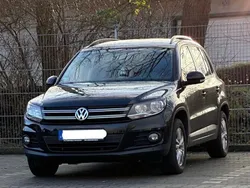 Schwarz Gebraucht 2014 VW Tiguan Trendline SUV | 13.500 € (Fairer Preis)