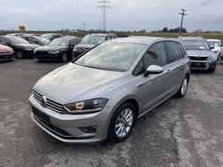 Silber Gebraucht 2015 VW Golf Sportsvan LOUNGE Van / Kleinbus | 14.490 € (Fairer Preis)