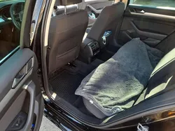 Schwarz Gebraucht 2018 VW Passat Trendline Kombi | 15.600 € (Fairer Preis)