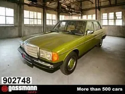 Grün Gebraucht 1982 Mercedes 200 Limousine | 8.000 €
