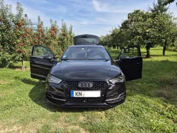 Schwarz Gebraucht 2016 Audi RS3 Kleinwagen | 26.500 €