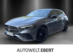 Mountaingrau Gebraucht 2024 Mercedes A200 AMG Kleinwagen | 39.870 €