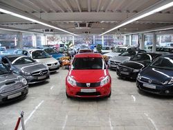 Rot Gebraucht 2009 Dacia Sandero Ambiance Limousine | 2.990 € (Fairer Preis)