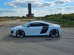 Weiß Gebraucht 2013 Audi R8 Coupé Comfort Coupé | 74.900 €