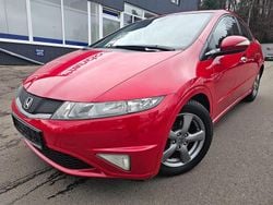Rot Gebraucht 2011 Honda Civic Sport Limousine | 3.999 € (Guter Preis)