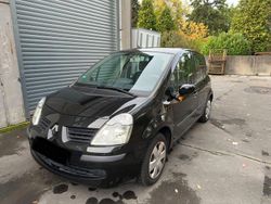 Schwarz Gebraucht 2007 Renault Modus Avantage Van / Kleinbus | 2.050 € (Fairer Preis)