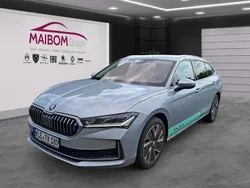 Aluminium silber metallic Gebraucht 2025 Skoda Superb Selection Kombi | 45.900 €