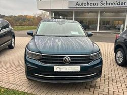 Nightshadelblue (metallic) Gebraucht 2021 VW Tiguan SUV | 23.900 € (Superpreis)