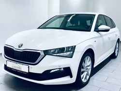 Weiß Gebraucht 2022 Skoda Scala Clever Kleinwagen | 15.880 € (Guter Preis)