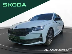 Grau Gebraucht 2024 Skoda Octavia SportLine Kombi | 38.570 € (Etwas zu teuer)