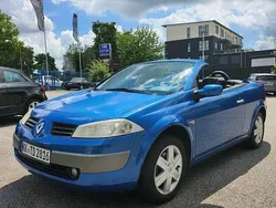 Blau Gebraucht 2005 Renault Mégane Cabriolet Dynamique Cabrio | 2.500 € (Fairer Preis)