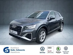 Grau Gebraucht 2024 Audi Q2 S-Line SUV | 29.230 € (Guter Preis)