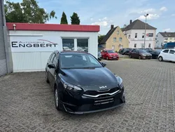 Schwarz Gebraucht 2024 Kia Ceed Sportswagon Vision Kombi | 24.990 € (Superpreis)