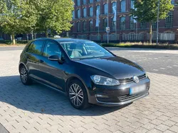 Schwarz Gebraucht 2016 VW Golf VII Allstar Limousine | 12.900 € (Fairer Preis)