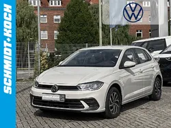 Ascotgrau Gebraucht 2022 VW Polo Life Kleinwagen | 16.980 € (Fairer Preis)
