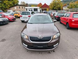 Braun Gebraucht 2015 Skoda Octavia Ambition Kombi | 6.999 € (Guter Preis)