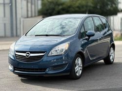 Blau Gebraucht 2014 Opel Meriva Edition Van / Kleinbus | 3.300 € (Guter Preis)