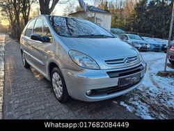 Grau Gebraucht 2004 Citroën Xsara Exclusive Van / Kleinbus | 2.999 € (Teuer)