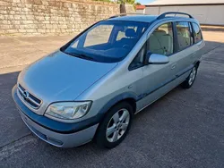 Silber Gebraucht 2004 Opel Zafira Elegance Van / Kleinbus | 1.600 € (Fairer Preis)